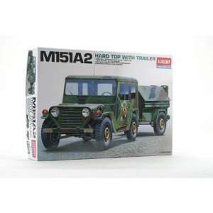  13012 1/35 M151A2 Hard Top Jeep w/Trailer: Toys & Games