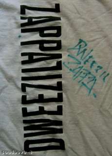 Dweezil Zappa   CONFESSIONS TOUR SET LIST & SHIRT   Signed by Ahmet 