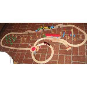    Maxim   Deluxe 95 piece Wooden Train Set with Animals Toys & Games
