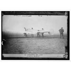  Bleriot monoplane,on field,ND Phot. / ND Phot.