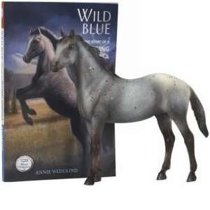  Breyer Wild Blue: Classics Horse And Book Set: Toys 