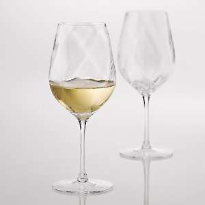 Allure Aerating Chardonnay Wine Glasses (Set of 2:  Kitchen 