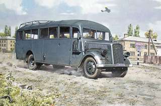 RODEN 720 Opel Blitz Omnibus model W39 172  