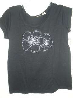 Allyson Whitmore V neck Black Short Sleeve Knit Top w/ Hibiscus 