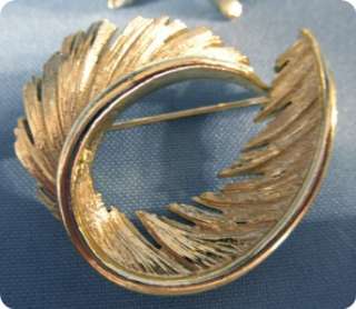 Vintage LISNER Goldtone Palm Leaf Earrings & Brooch  