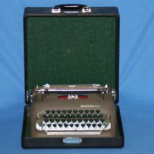 Antique Smith Corona Silent PortableTypewriter w/ Case  