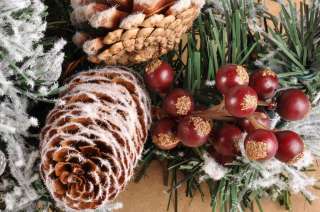 NEW BETHLEHEM LIGHT 24Lighted Pine Holiday Decoration  