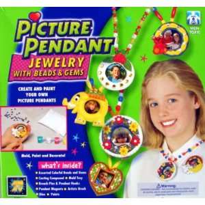    Picture Pendant Jewelry with Bead and Gems Kit Toys & Games