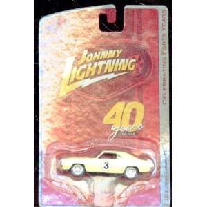   Lightning 40 Years 1969 Chevy Camaro SS 1:64 Scale: Toys & Games