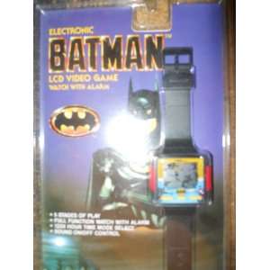  BATMAN LCD Video Game Watch with Alarm 1990: Toys & Games