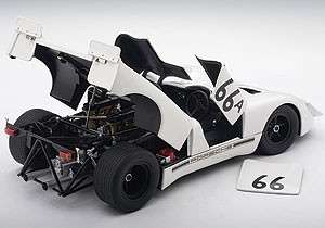 AUTOart 1970 Porsche 908/02 S.McQueen Holtville 1/18  