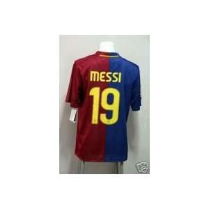   BARCELONA HOME JERSEY + FREE SHORT MESSI (SIZE M)