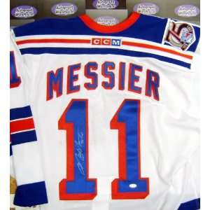  Mark Messier Autographed Jersey: Sports & Outdoors