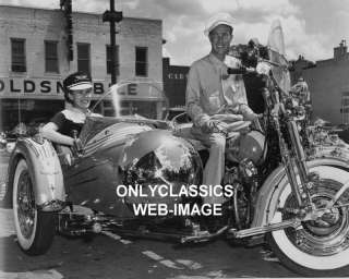 1951 MOTORCYCLE CHROME SIDECAR PHOTO   OLDS CAR DEALER!  