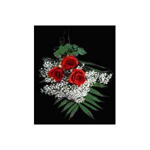 Send Fresh Cut Flowers   3 Stem Rose Bouquet   Wholesale:  