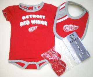 NHL Reebok Detroit Red Wings Newborn Creeper, Bib, Bootie Gift Set New 