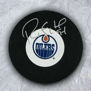  Ryan Smyth Edmonton Oilers Autographed/Hand Signed Hockey 
