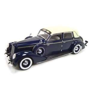   Lincoln Touring Cabriolet Blue 118 Diecast Model 