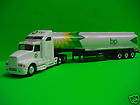 2003 BP AMOCO OIL Die Cast Tanker Truck MIB 164TH