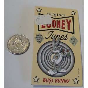    Vintage Enamel Pin  Looney Tunes Bugs Bunny 