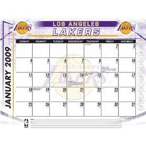  Los Angeles Lakers NBA 22 x 17 Desk Calendar Sports 