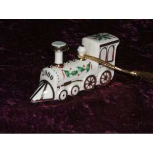 Lenox China 2000 Holiday Train Engine Ornament New in Box:  