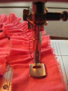 Shirring/Gathering Foot #16   BERNINA Sewing OLD STYLE  