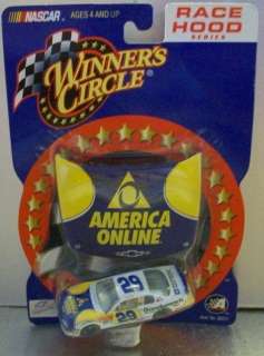 WC KEVIN HARVICK # 29 AMERICA ON LINE ROOKIE CAR 1/64 WITH COLLECTORS 