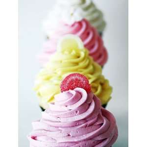 SAS Cupcakes Fruit and Berry Cupcake Grocery & Gourmet Food