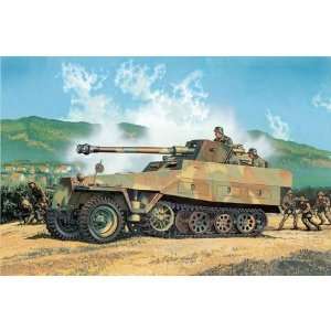    6248 1/35 Sd.Kfz.251/22 Ausf.D w/7.5cm Pak 40 Toys & Games