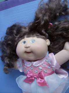 Adorable 17 brown hair Cabbage Patch doll  