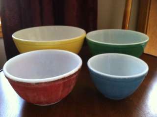 Vintage Pyrex Primary Color Mixing Bowl Set 4 Nesting  