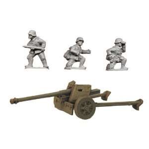 Crusader Miniatures   World War II German Pak40 75mm AT Gun & 3 crew