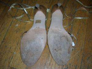 CAROLINA HERRERA gold leather sandals heels shoes 38 8  