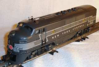   NEW YORK CENTRAL LOCOMOTIVE F3 DIESEL ENGINE O SCALE WITH BOX  