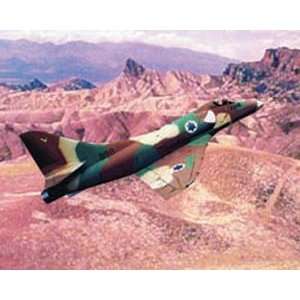   48 A4E/H Israeli Skyhawk Combat Aircraft (Plastic Models Toys & Games