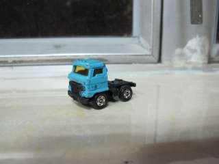 Hino HE tractor toy car tomica Japan  