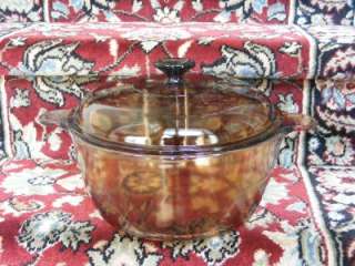 CORNING WARE PYREX VISIONS AMBER DUTCH OVEN & LID 4.5 Litre  