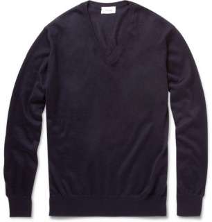    Knitwear  V necks  Cashmere and Silk Blend V Neck Sweater