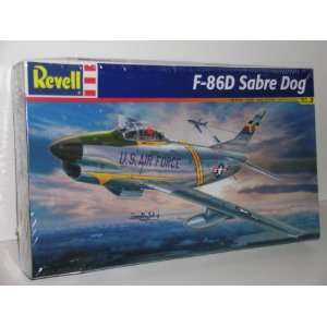  F 86D Sabre Dog  Plastic Model Kit: Toys & Games