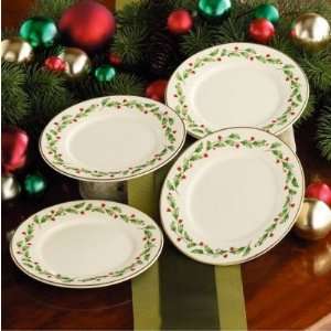  Lenox Classic Holiday Dessert Plates   Set of 4 Kitchen 