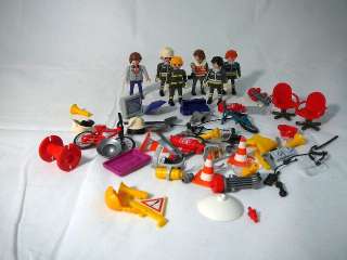 PLAYMOBIL Figuren, Kleinteile ca. 70 Teile Feuerwehr  