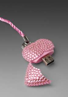 JUICY COUTURE Dazzle Heart USB Fob in Multi  