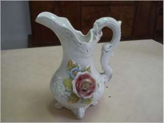   cruche porcelaine decoration rose italie