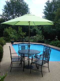 FOOT LIME GREEN OUTDOOR PATIO UMBRELLA WITH TILT AND CRANK $69.95