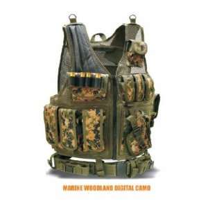  UTG Airsoft Deluxe Tactical Vest Digital, Woodland Digital 