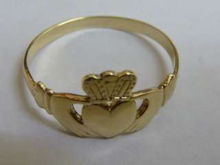 9ct Gold Claddagh Ring  