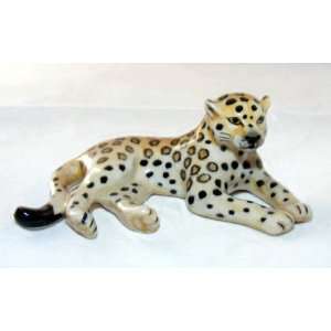  JAGUAR Lays Jungle CAT FIGURINE NEW Porcelain KLIMA L834B 