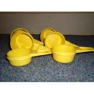  Vintage Tupperware Yellow Replacement Measuring Cup; 1 Cup 