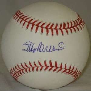 Stan Musial Autographed Ball   OMLB STM   Autographed Baseballs